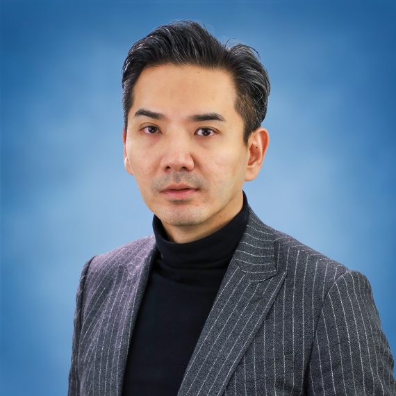 Asst.Prof.Dr.Nopporn Ruangwanit