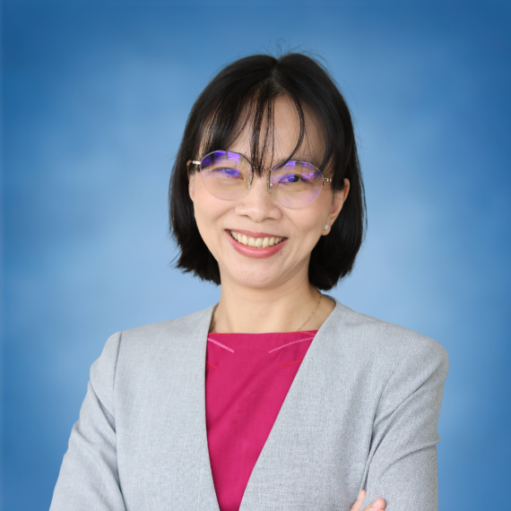 Assoc.Prof.Dr.Suthinee Rurkkhum